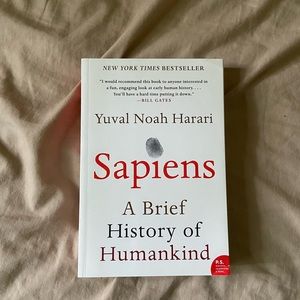 Sapiens by Yuval Noah Harari (book)